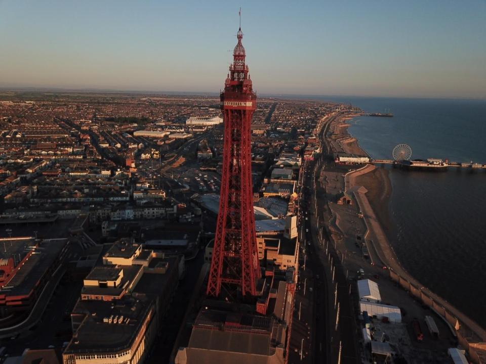 Valdene Hotel Blackpool Exterior photo